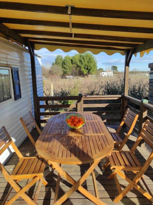 Mobil-Home Dans Un Beau Cadre A 15 Km Des Plages. Lunel (Herault) Exterior foto